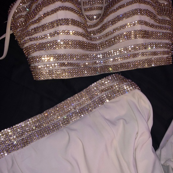 Jovani Two Piece Gold and White Prom Dress Size 2 - Picture 5 of 5